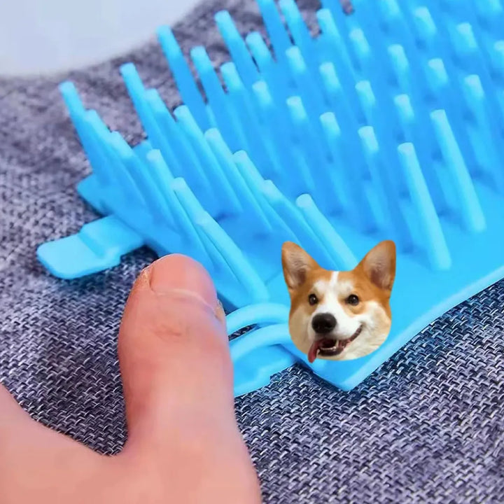 Lightweight Dog Paw Cleaner